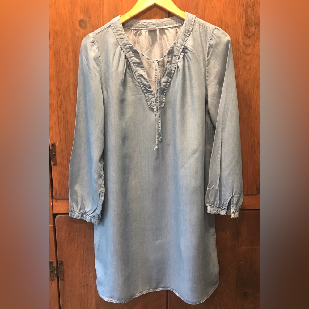 Old Navy Long sleeve Denim Dress - Size Medium